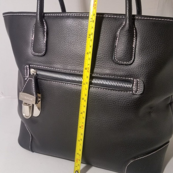 Victoria's Secret Black Large Tote handbag - Picture 3 of 8